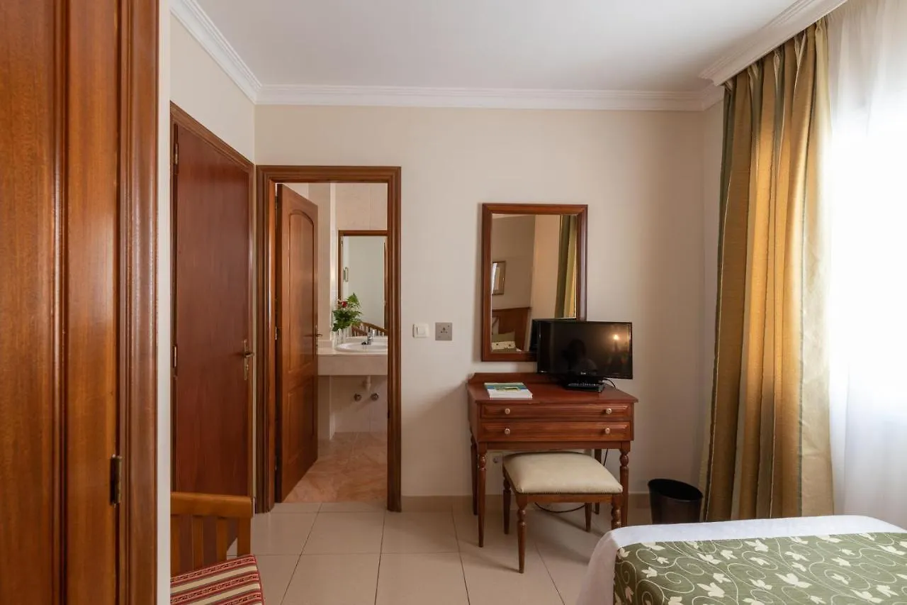 פוארטו דה לה קרוז Hotel Marte 3*, פוארטו דה לה קרוז