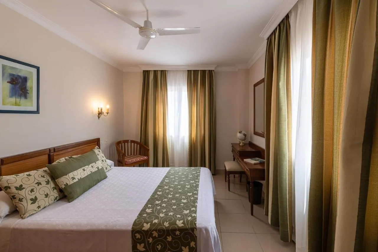 ***  פוארטו דה לה קרוז Hotel Marte ספרד